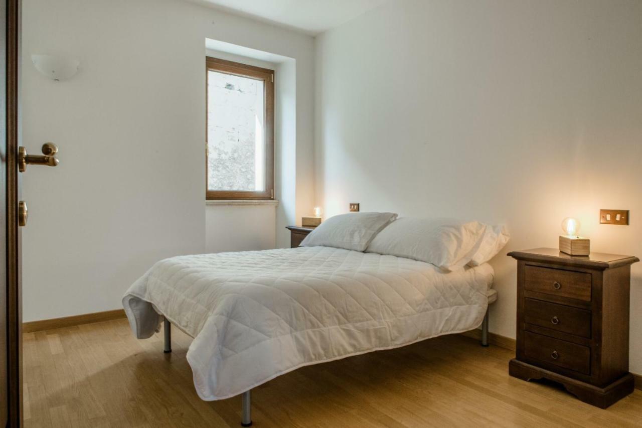 Lavistadeisogni Muranuove Celano Exteriör bild